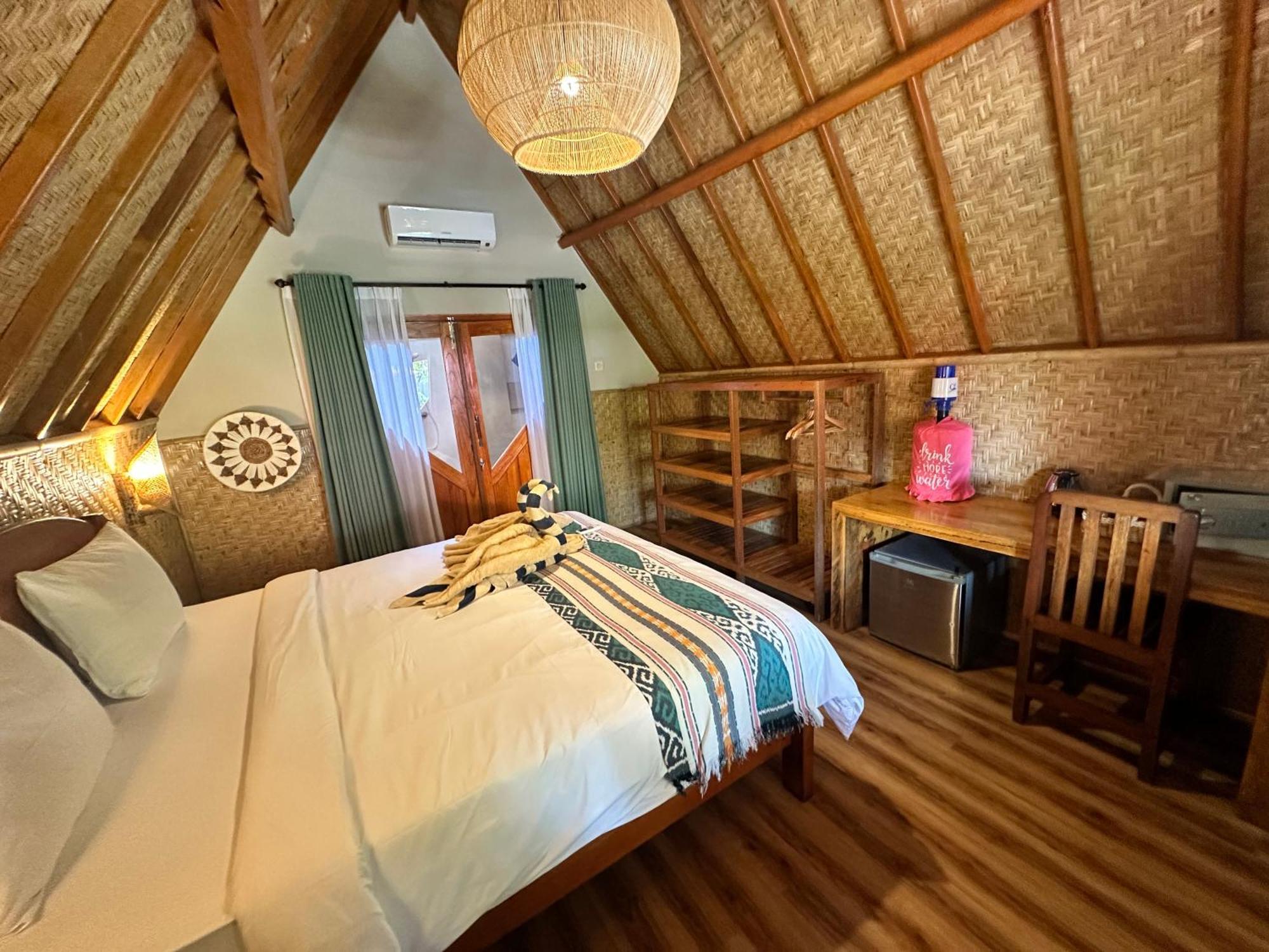 Sunny Rose Bungalows Gili Air - Adults Only Екстер'єр фото