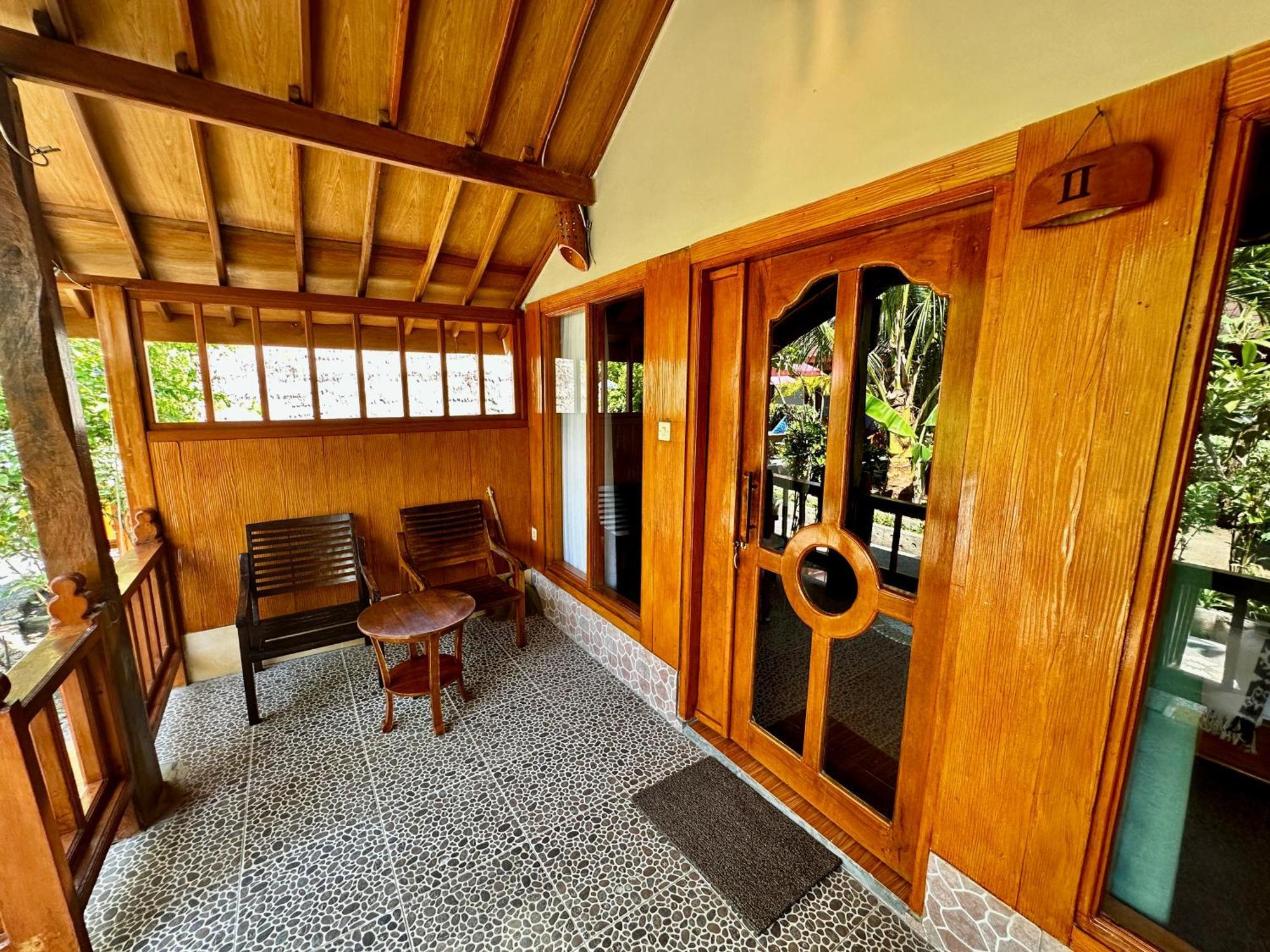 Sunny Rose Bungalows Gili Air - Adults Only Екстер'єр фото
