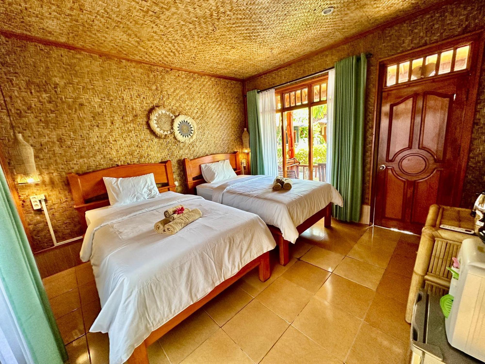 Sunny Rose Bungalows Gili Air - Adults Only Екстер'єр фото