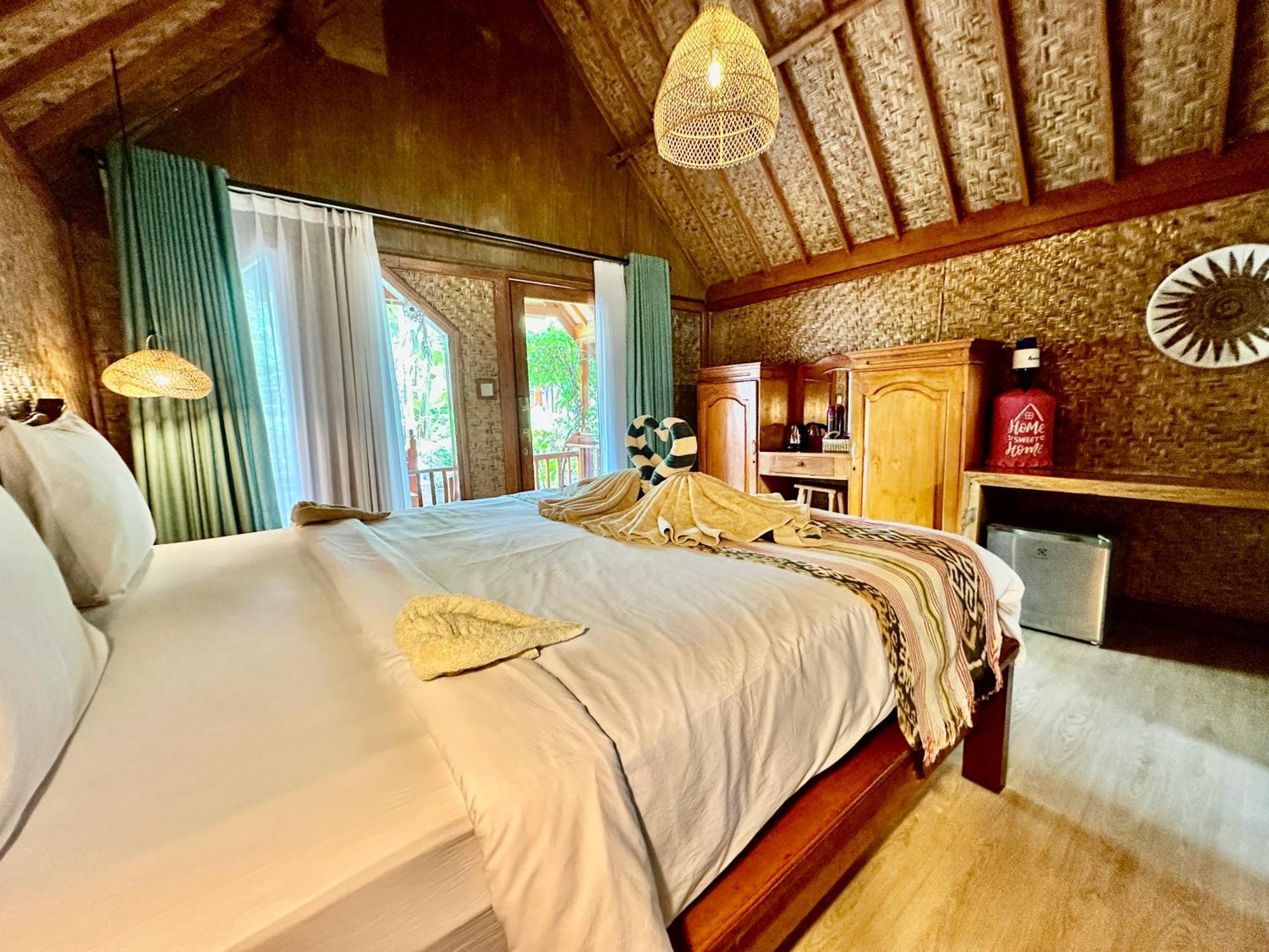 Sunny Rose Bungalows Gili Air - Adults Only Екстер'єр фото